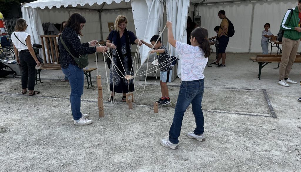 JEUX EN BOIS